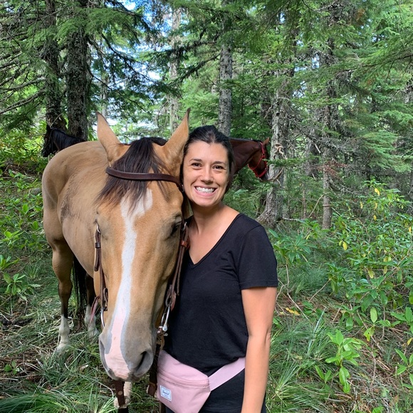 Meet your Posher, Natalie - Picture 4 of 16